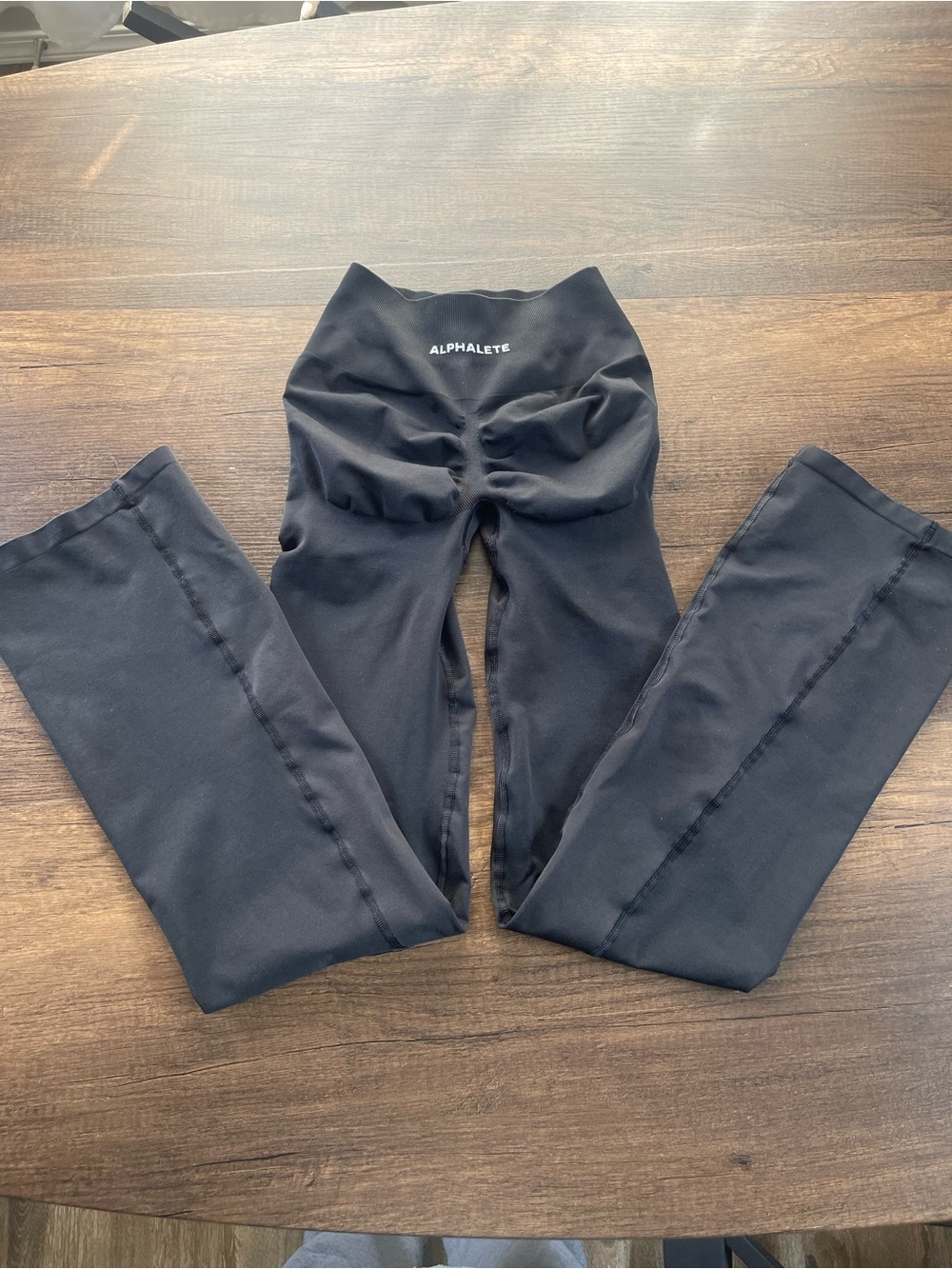 Alphalete pump flare leggings